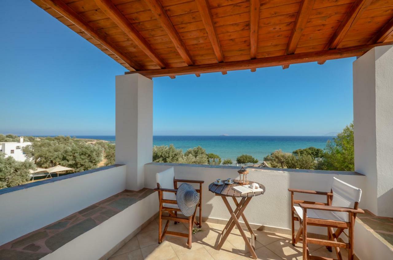Theonis Villas Moutsouna Exterior photo