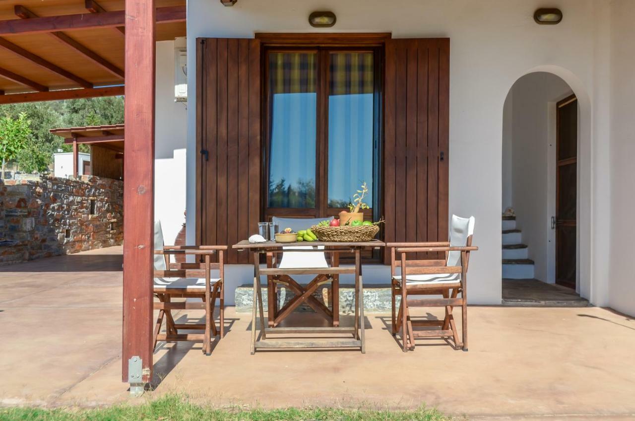 Theonis Villas Moutsouna Exterior photo