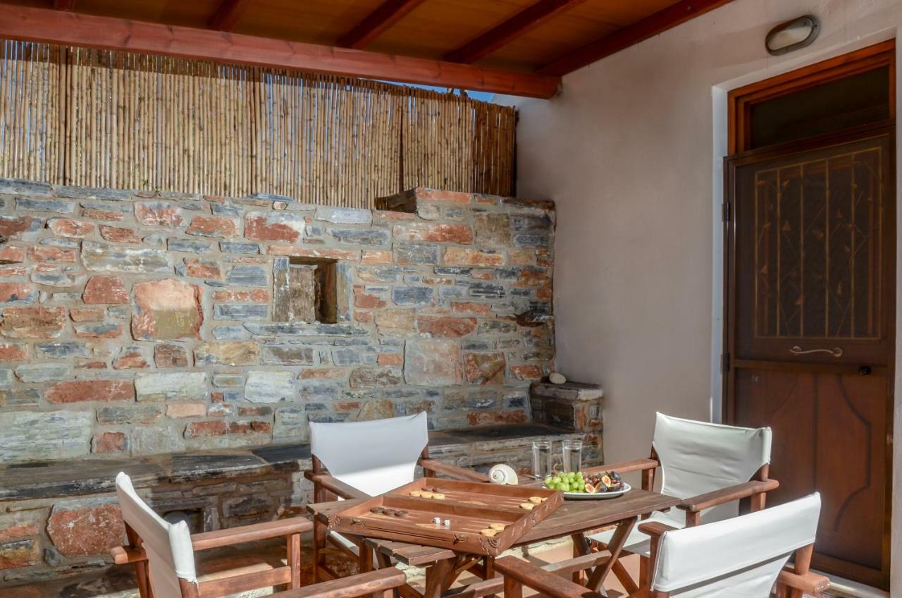 Theonis Villas Moutsouna Exterior photo