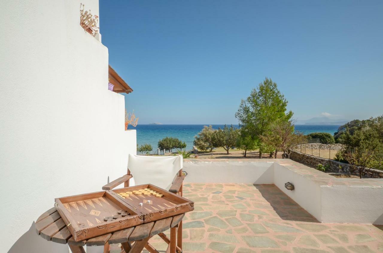 Theonis Villas Moutsouna Exterior photo